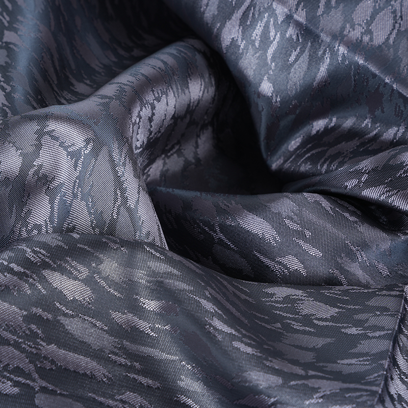 Jacquard Cetakan Leopard Kationik