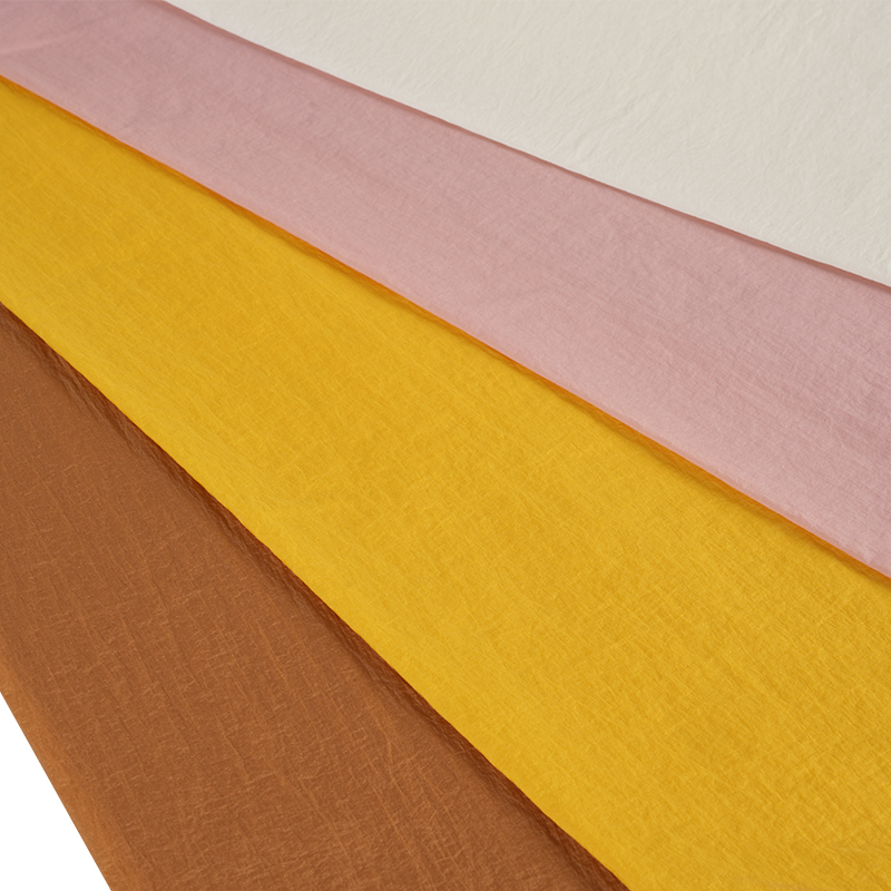 400T Semi-Matte Keanjalan Rendah Nylon Spinning Fabrik Pencelupan