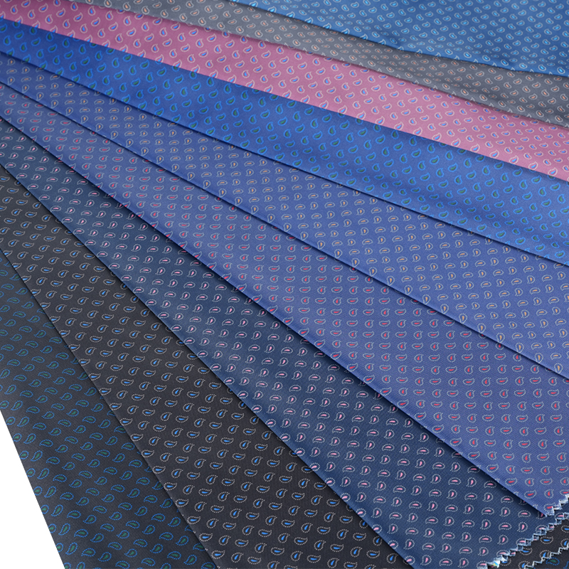 Kain Cetakan Gajus Kecil Sutera Schmidt