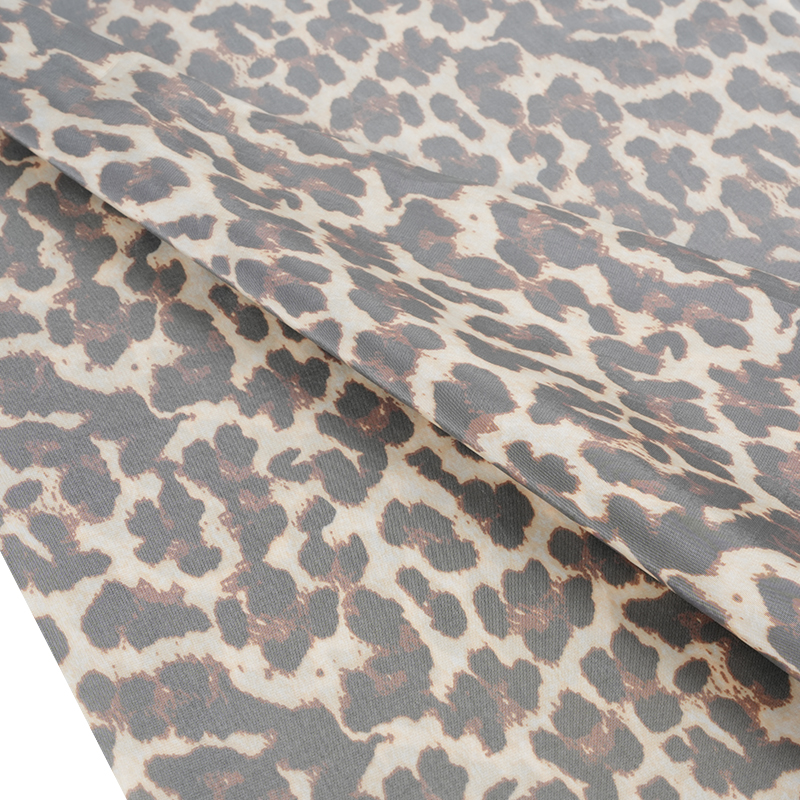 Kain Cetakan Leopard Plain PV