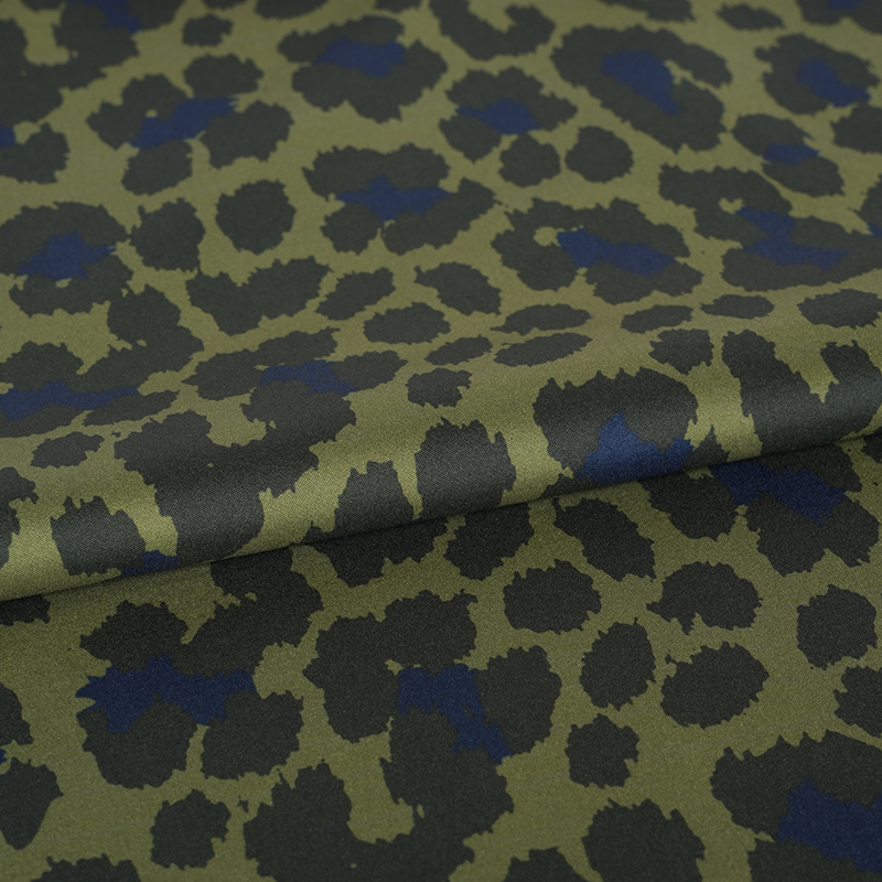 Kain Cetakan Leopard Besar Pongee Regangan Tinggi 230T